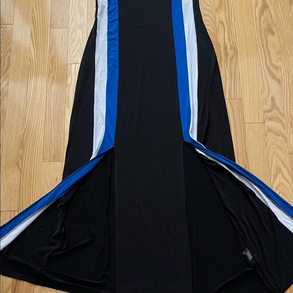 Calvin Klein Striped Stretch Maxi - Picture 8 of 11